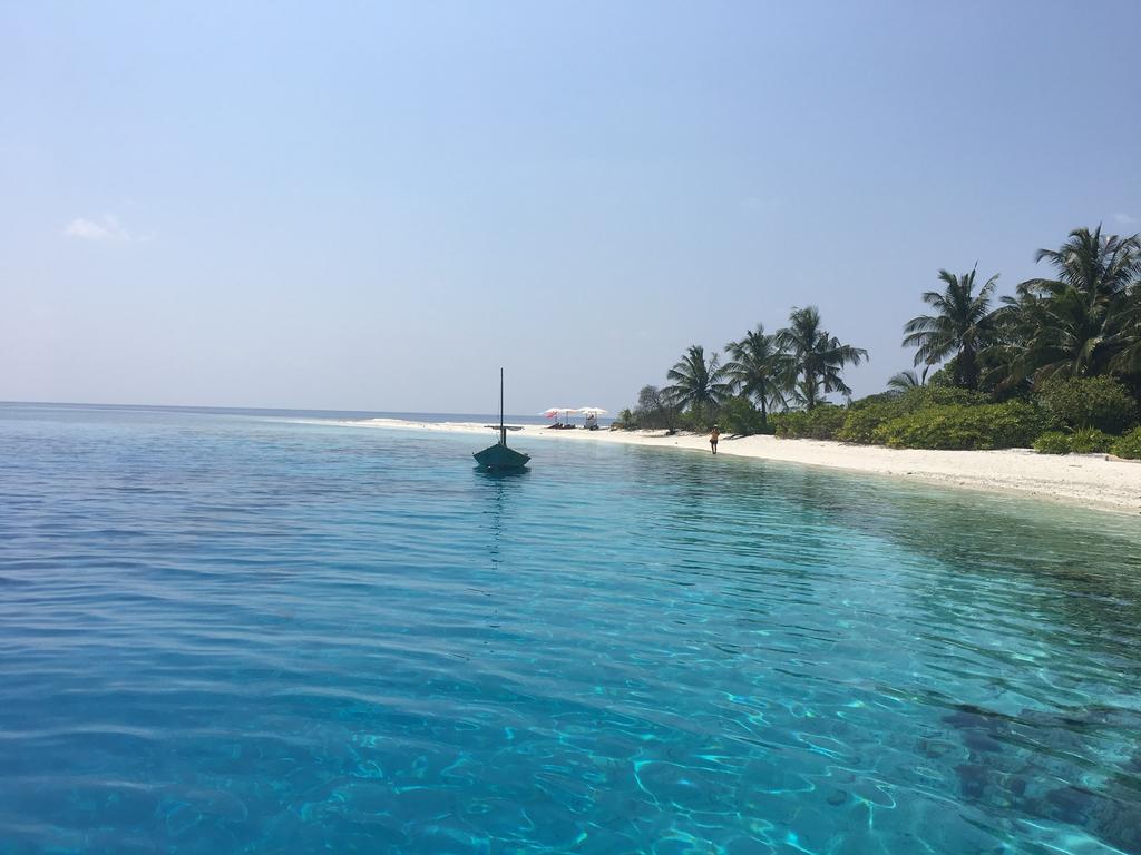 Hudhu Raakani Lodge Maldives Thinadhoo  Exterior photo